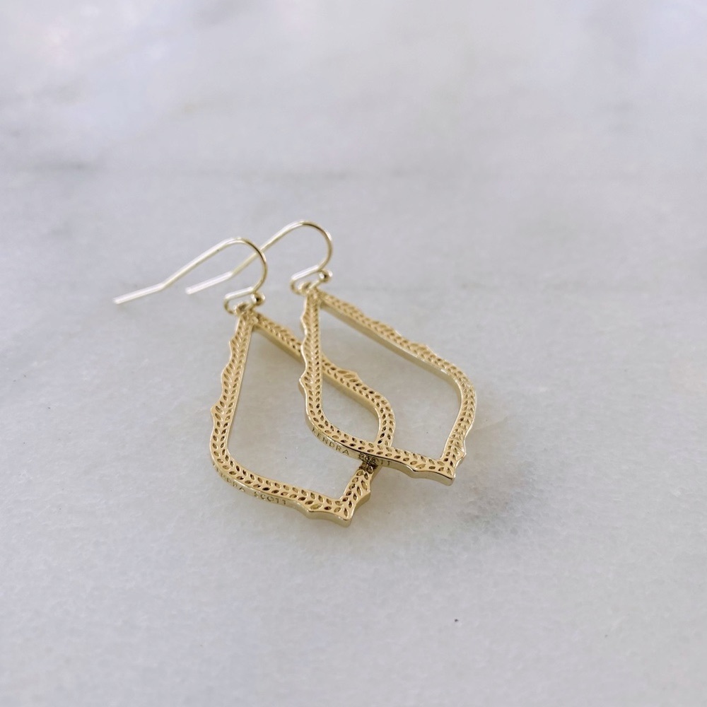 Kendra Scott Sophia Drop Earrings in Gold
